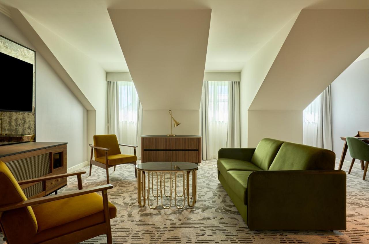 Hotel Saski Curio Collection By Hilton
